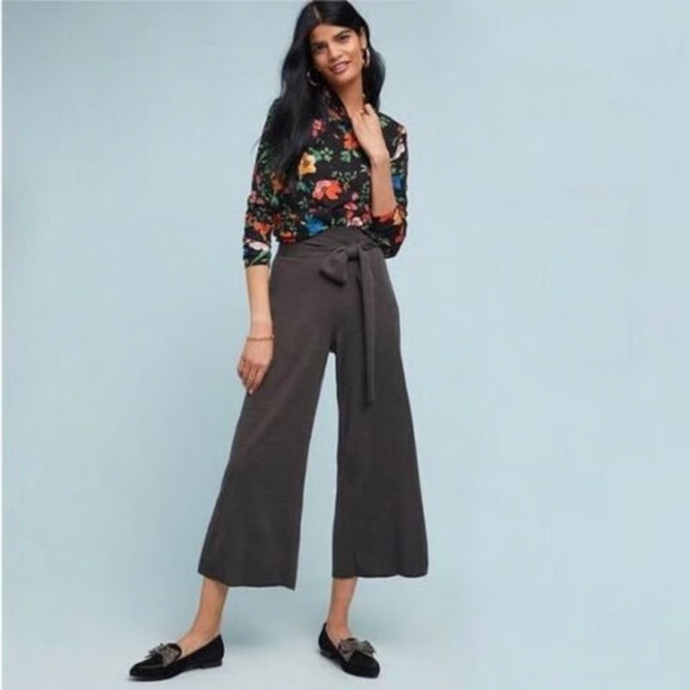 NWT new large Anthropologie moth knit wide legged tie cropped pants dark gray